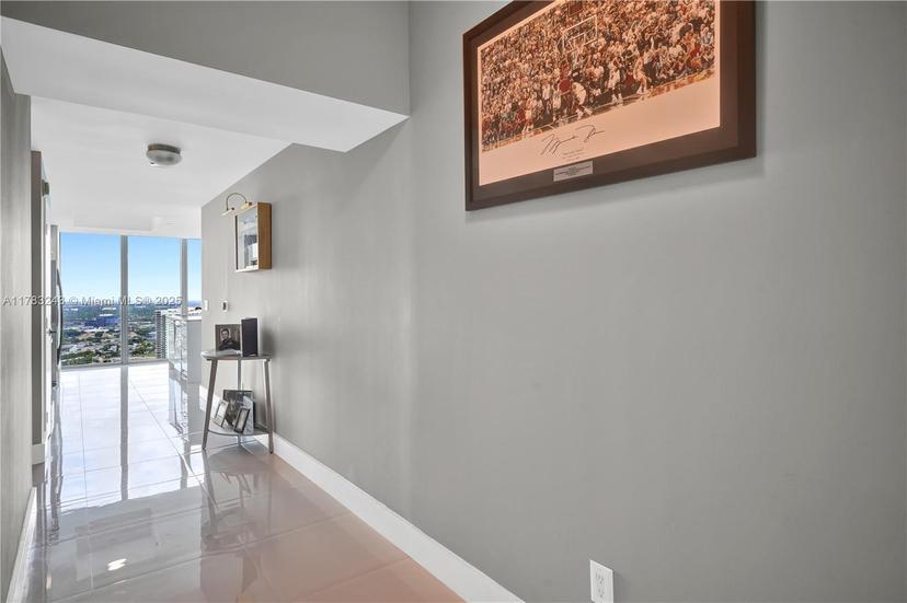 Picture of 888 Biscayne Blvd # 4212, Miami FL 33132