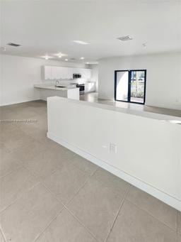 Picture of 4236 NW 82Nd Ave, Doral, FL 33166