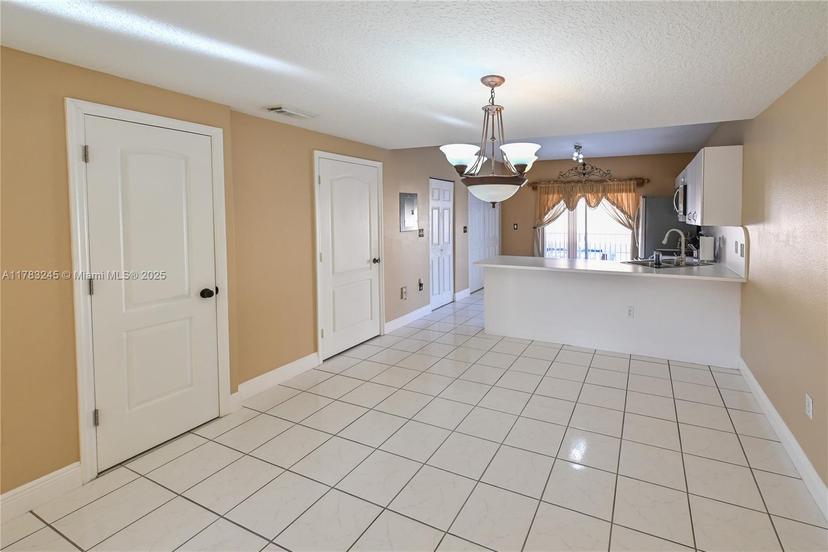 Picture of 8390 NW 103Rd St # 205H, Hialeah Gardens FL 33016