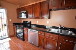 Picture of 344 SW 1St St # 1, Pompano Beach, FL 33060