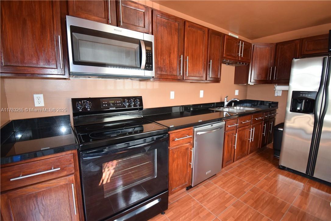 Picture of 344 SW 1St St # 1, Pompano Beach, FL 33060