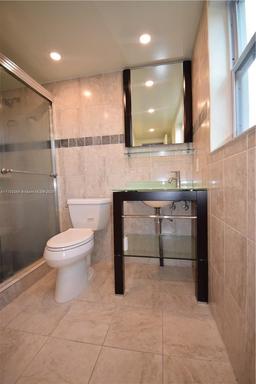 Picture of 344 SW 1St St # 1, Pompano Beach, FL 33060