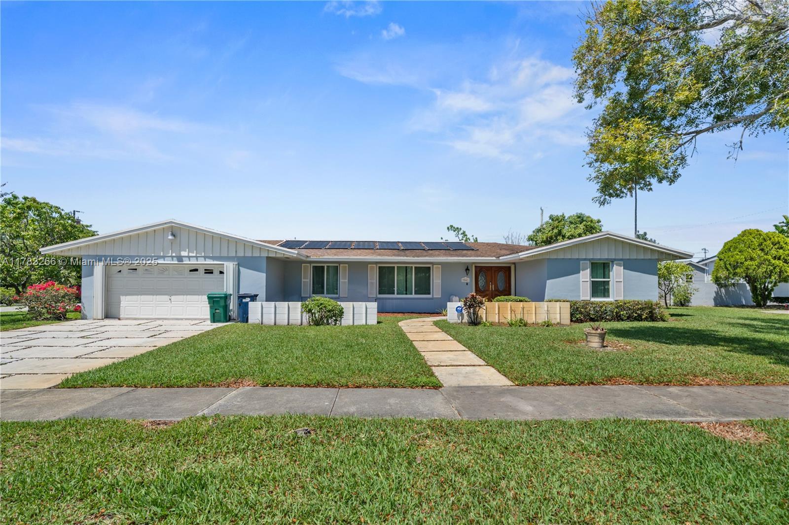 Picture of 9041 SW 88Th St, Miami, FL 33173
