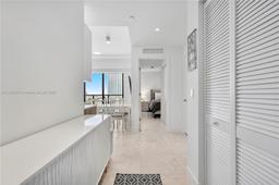 Picture of 239 SW 9Th St # 1704, Miami, FL 33130