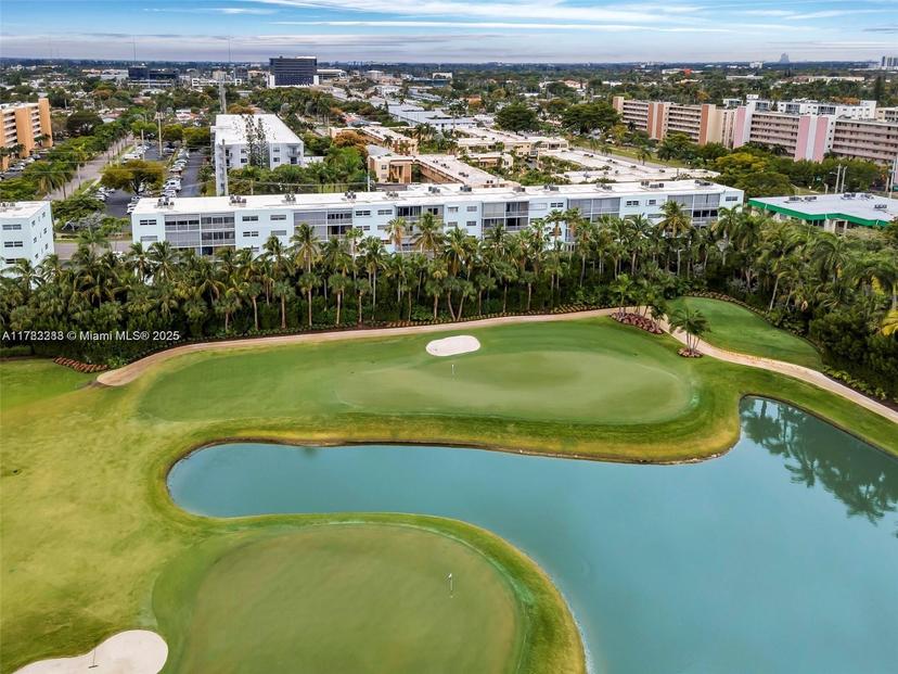 Picture of 700 NE 14Th Ave # 506, Hallandale Beach FL 33009