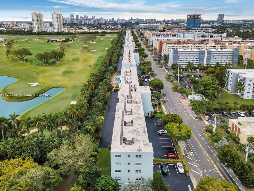 Picture of 700 NE 14Th Ave # 506, Hallandale Beach FL 33009