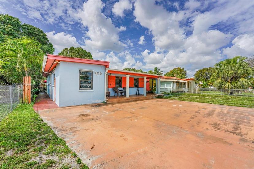Picture of 220 E 61St St, Hialeah FL 33013