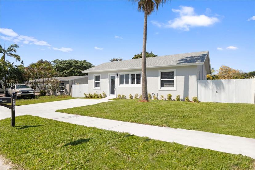 Picture of 4721 SW 12Th Ct, Fort Lauderdale FL 33317