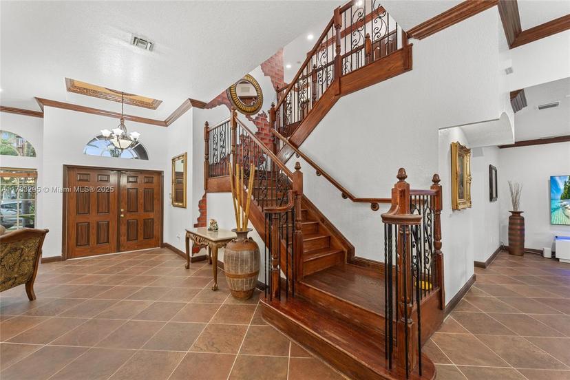 Picture of 16526 SW 51St Ter, Miami FL 33185