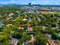Picture of 619 Altara Ave, Coral Gables, FL 33146