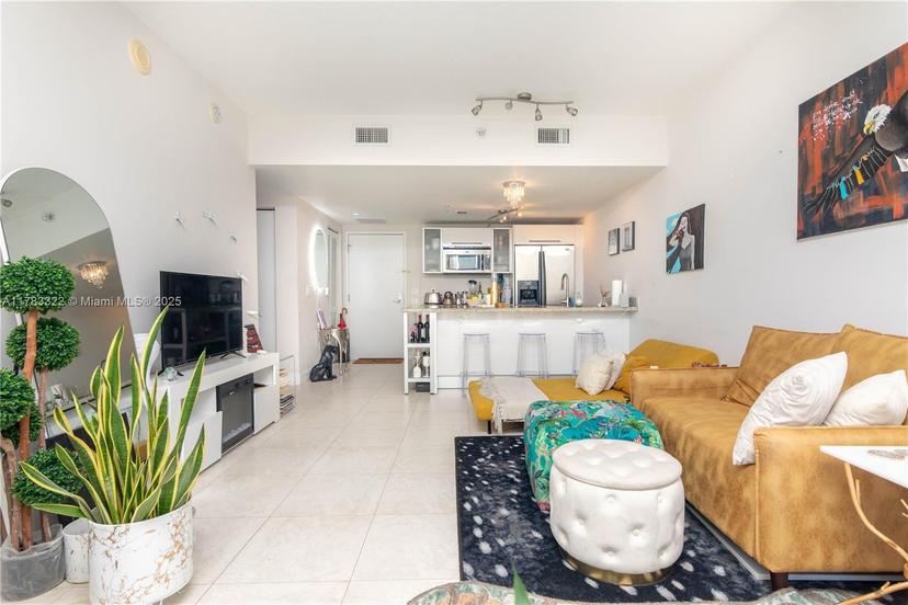Picture of 185 SW 7Th St # 1408, Miami FL 33130