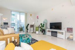Picture of 185 SW 7Th St # 1408, Miami, FL 33130