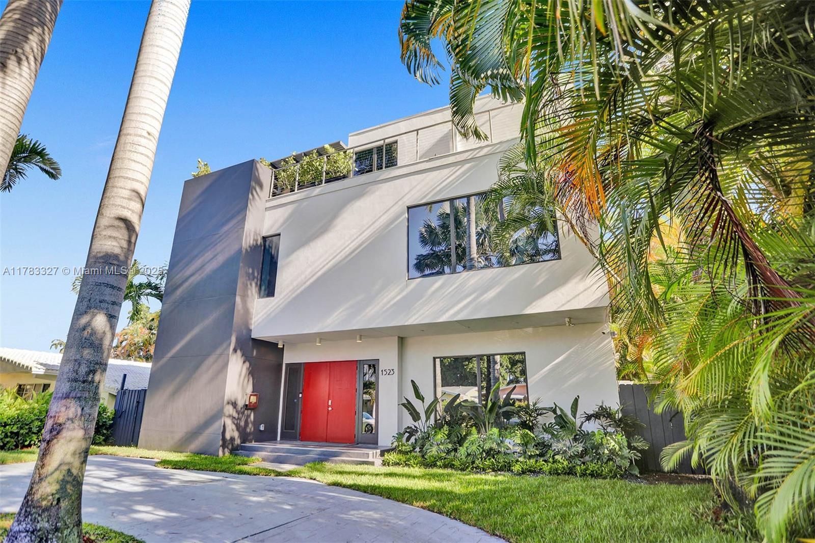 Picture of 1523 Grant St, Hollywood, FL 33020