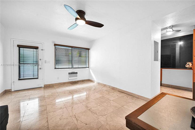 Picture of 350 Collins Ave # 210, Miami Beach FL 33139