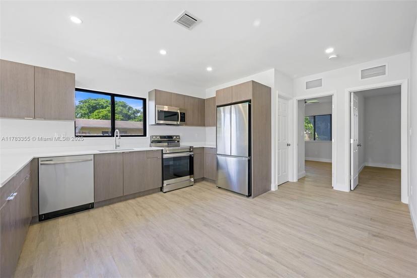 Picture of 349 NW 40Th St # 201, Oakland Park FL 33309