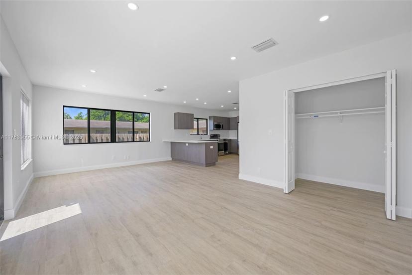 Picture of 349 NW 40Th St # 201, Oakland Park FL 33309