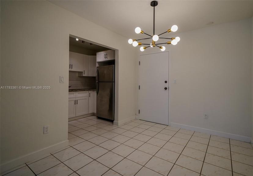 Picture of 10357 N Kendall Dr, Miami FL 33176