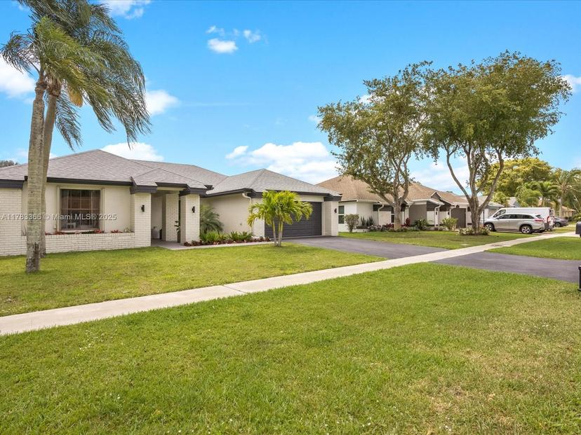 Picture of 10174 S 182Nd Ln S, Boca Raton FL 33498