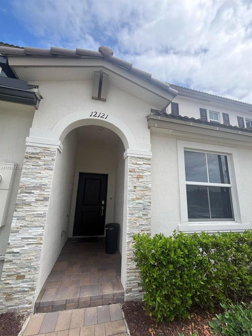 Picture of 12121 NW 23 Court # 12121, Miami FL 33167
