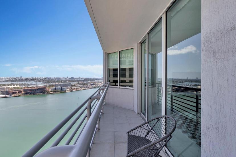 Picture of 335 S Biscayne Bl # 3408, Miami FL 33131