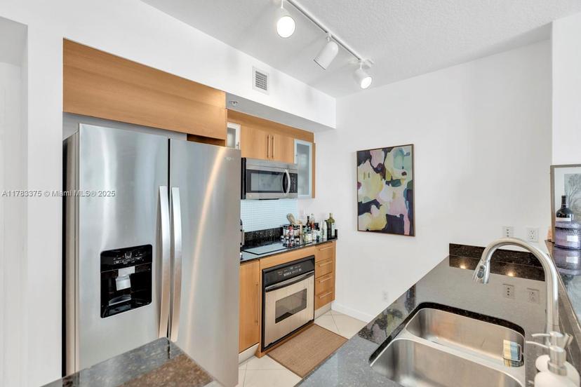 Picture of 335 S Biscayne Bl # 3408, Miami FL 33131