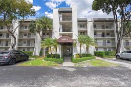 Picture of 9440 Poinciana Pl # 405, Davie, FL 33324