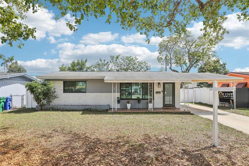 Picture of 7612 Miramar Pkwy, Miramar FL 33023