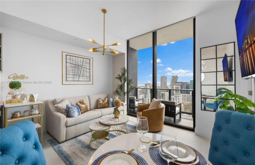 Picture of 601 NE 1St Ave # 5107, Miami FL 33132
