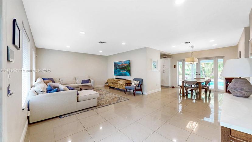 Picture of 8435 SW 157Th St, Palmetto Bay FL 33157