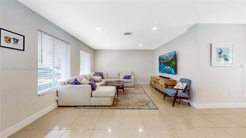 Picture of 8435 SW 157Th St, Palmetto Bay FL 33157