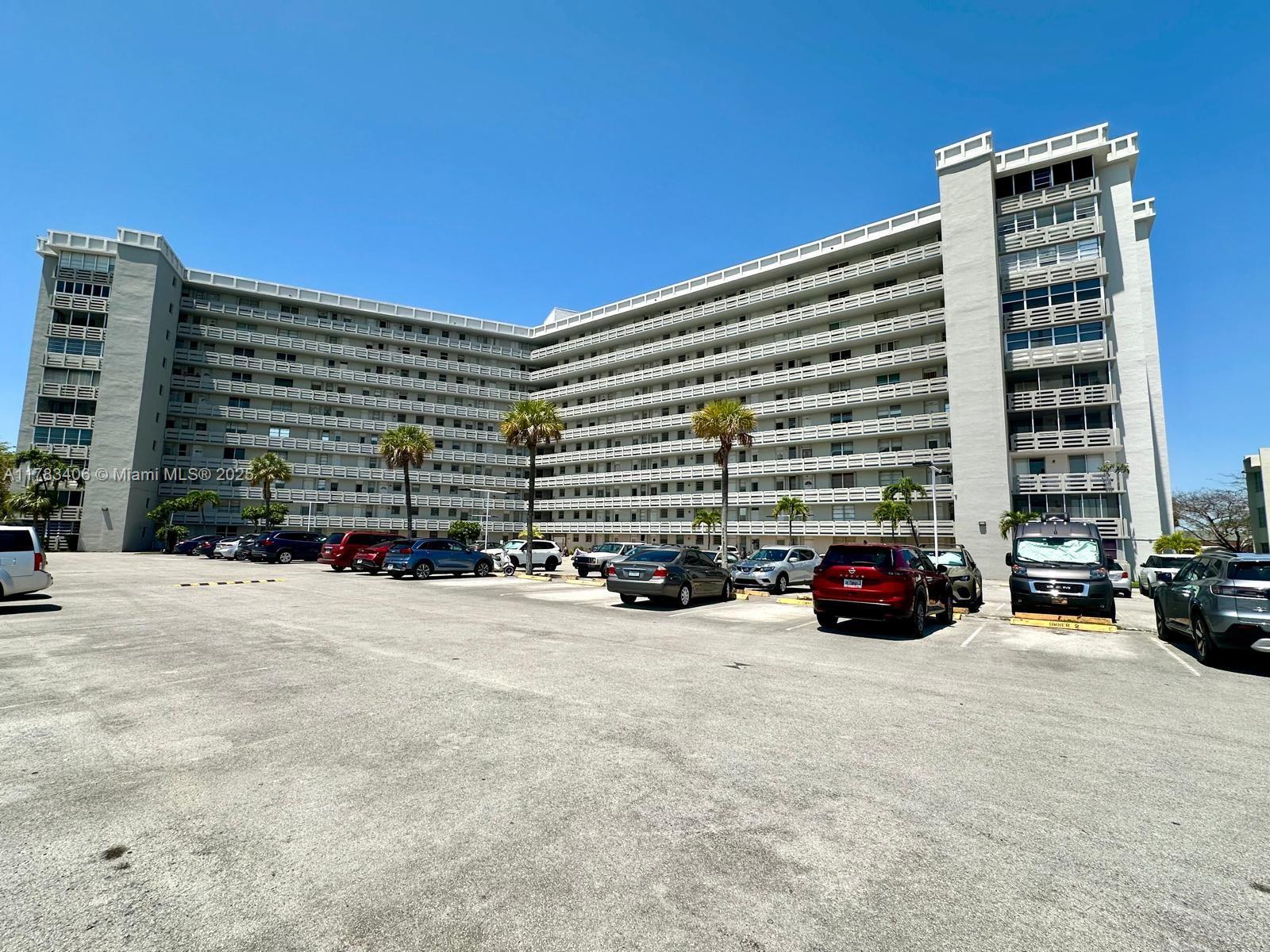 Picture of 1401 NE Miami Gardens Dr # 993, Miami, FL 33179