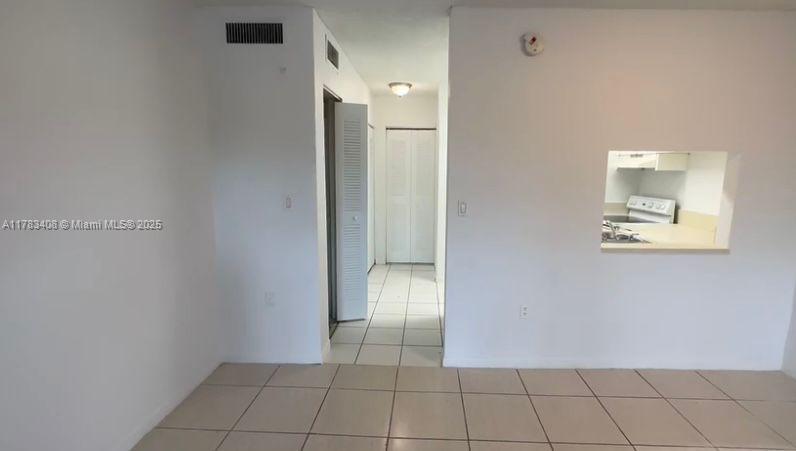 Picture of 271 NW 177Th St # 216, Miami Gardens FL 33169