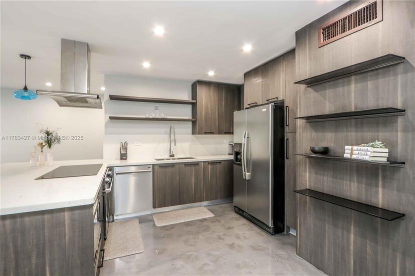 Picture of 16424 Briar Patch Pl, Miami Lakes FL 33014