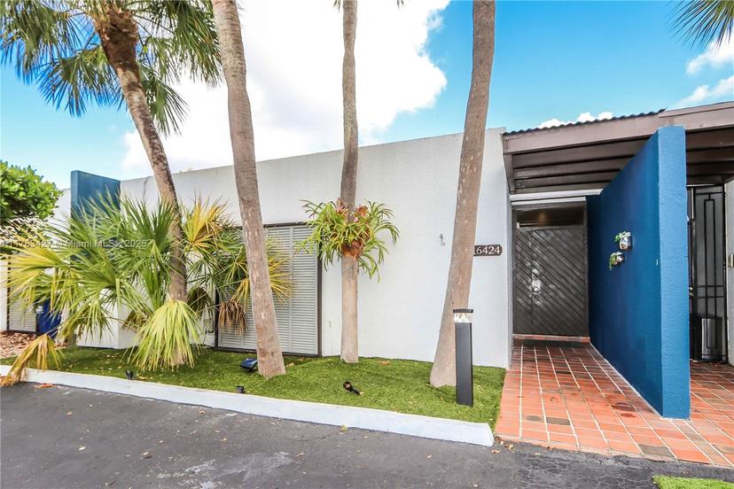 Picture of 16424 Briar Patch Pl, Miami Lakes FL 33014