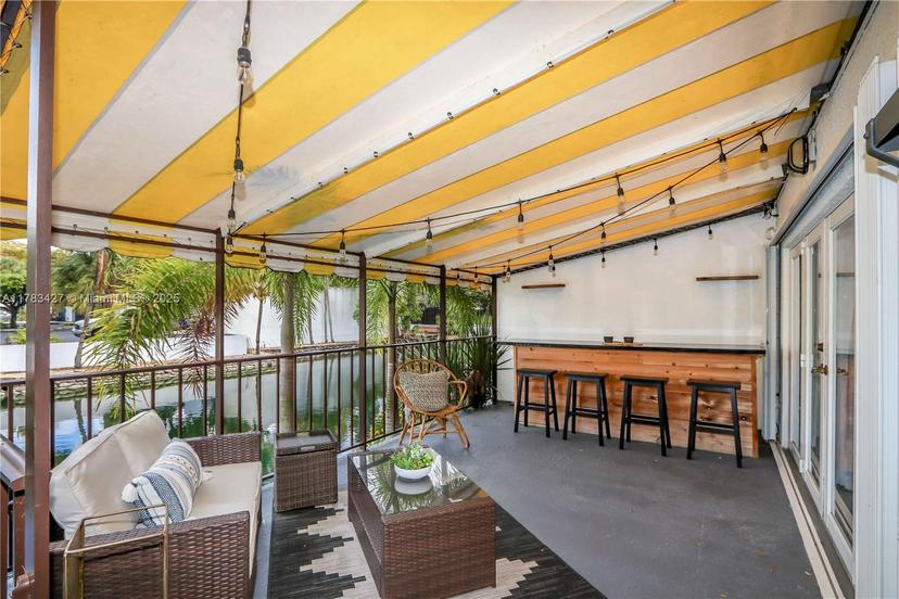 Picture of 16424 Briar Patch Pl, Miami Lakes FL 33014