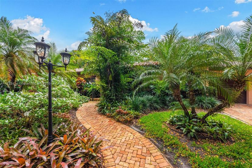 Picture of 1514 Zuleta Ave, Coral Gables FL 33146