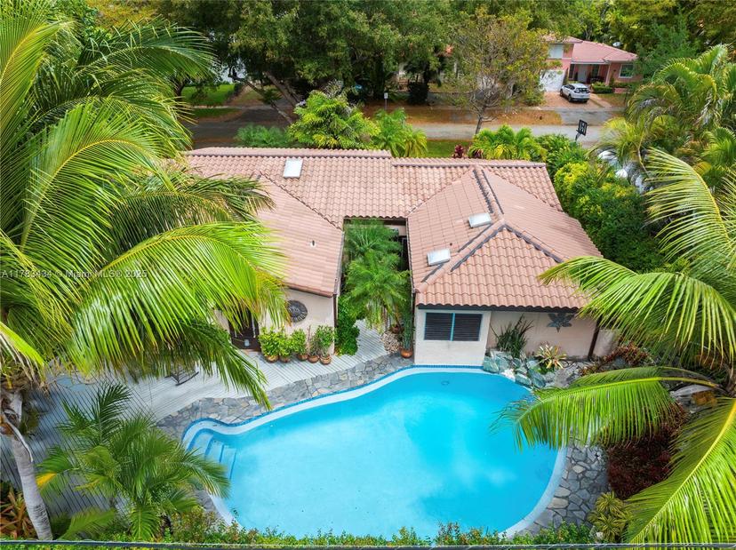 Picture of 1514 Zuleta Ave, Coral Gables FL 33146