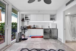 Picture of 1800 S Ocean Dr # 205, Hallandale Beach, FL 33009