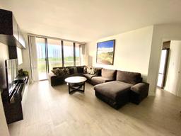 Picture of 20185 E Country Club Dr # 509, Aventura, FL 33180