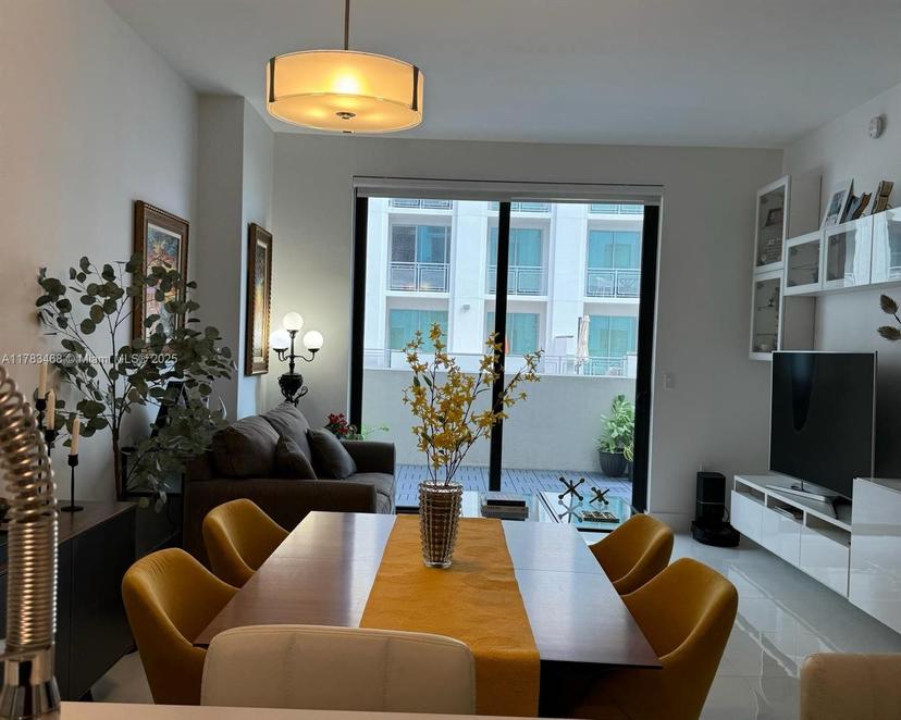 Picture of 301 Altara Ave # 403, Coral Gables FL 33146