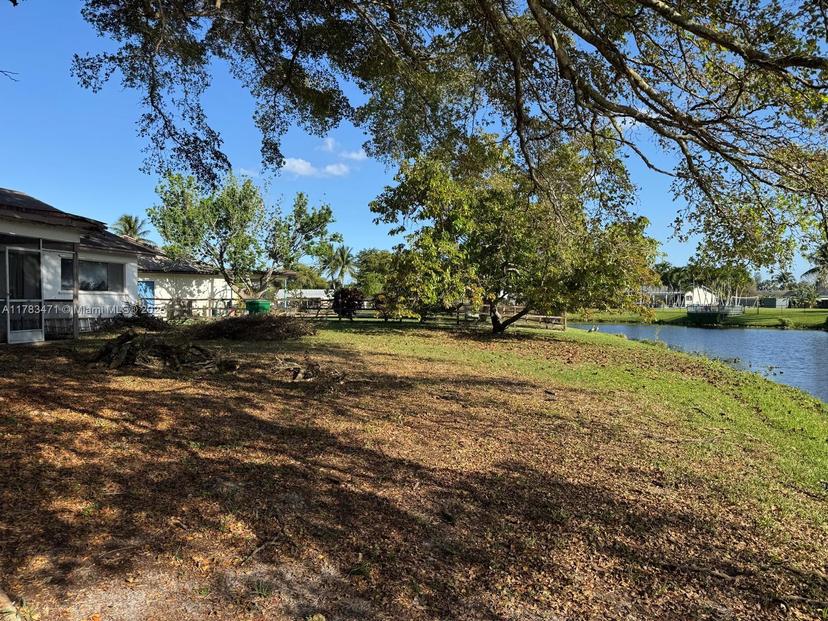 Picture of 8668 SW 50Th St, Cooper City FL 33328