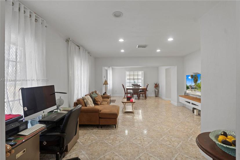 Picture of 1260 NE 135Th St, North Miami FL 33161