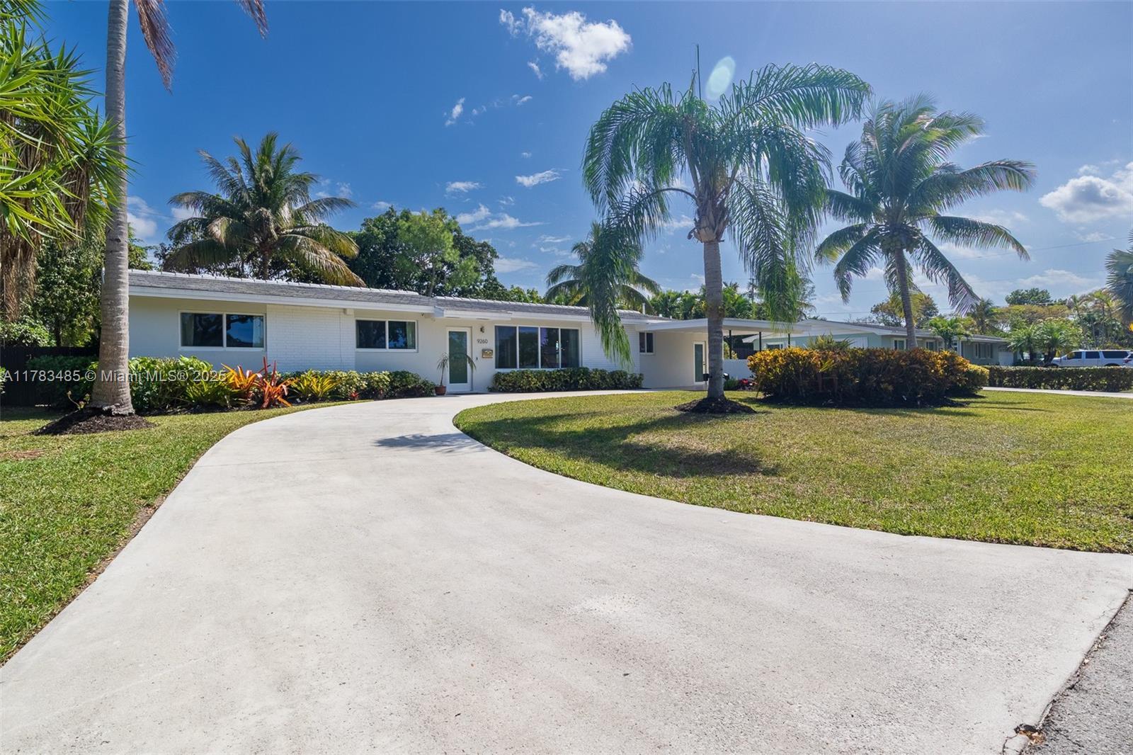 Picture of 9260 SW 166Th Ter, Palmetto Bay, FL 33157