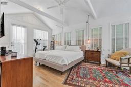 Picture of 4131 Lybyer Ave, Miami, FL 33133