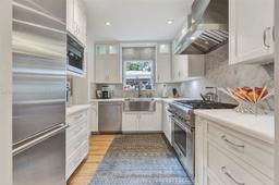 Picture of 4131 Lybyer Ave, Miami, FL 33133