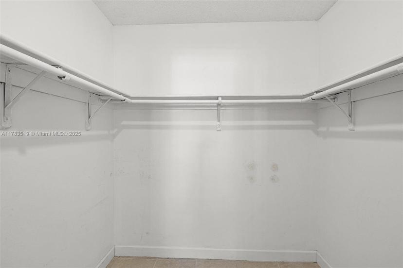 Picture of 1226 SW 104Th Ct, Miami FL 33174