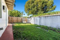 Picture of 1226 SW 104Th Ct, Miami, FL 33174