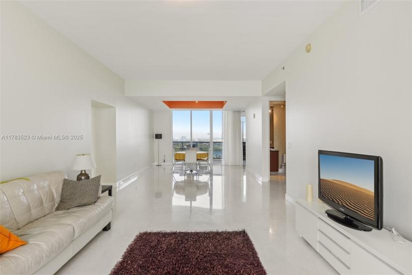 Picture of 15901 Collins Ave # 2106, Sunny Isles Beach FL 33160