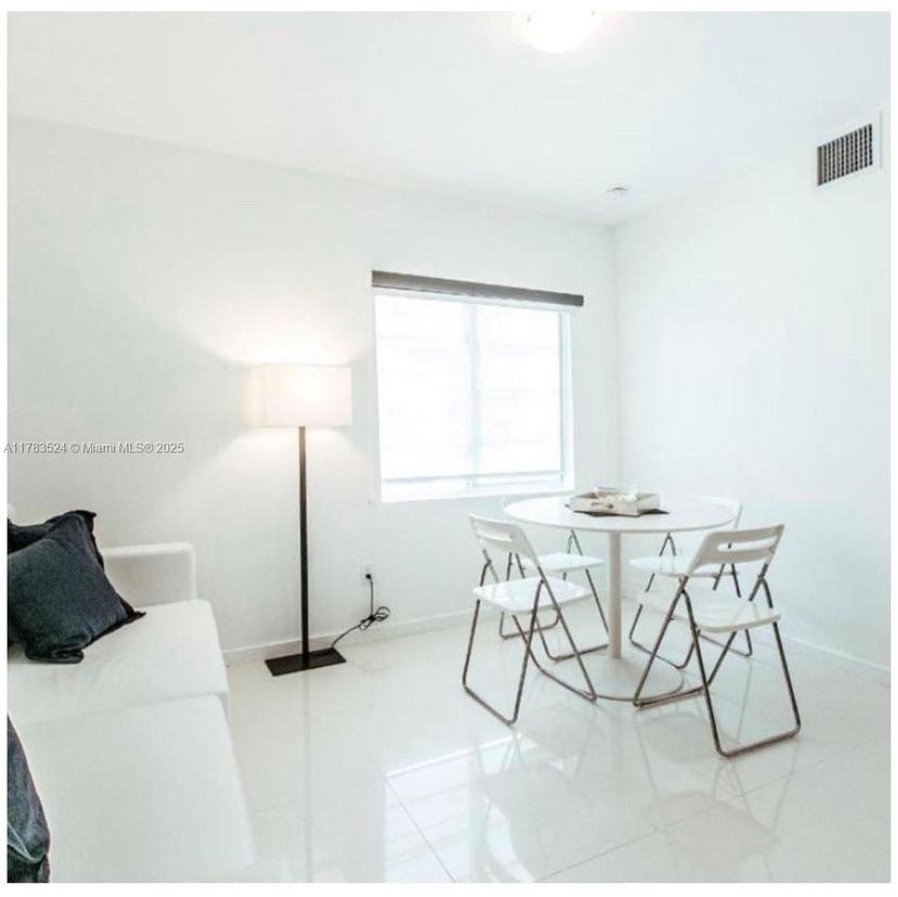 Picture of 1450 Meridian Ave # 204, Miami Beach FL 33139