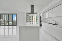 Picture of 330 Sunny Isles Blvd # 907, Sunny Isles Beach, FL 33160